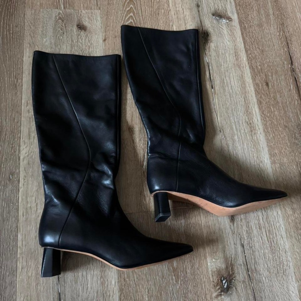 Vince Black Femi Pointed Tall Knee High Leather Boots size women's 8.5